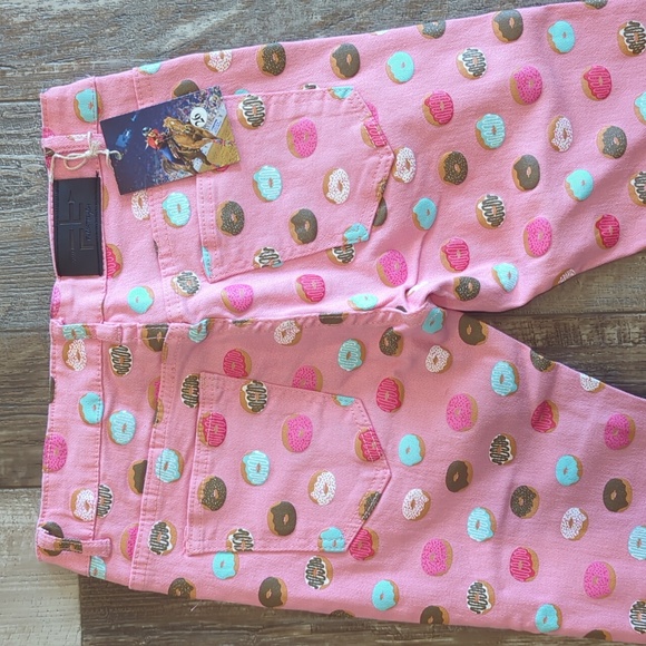 RANCH DRESS'N Fallon Taylor "pink donut" print bootcut rodeo jeans sz 26 NEW/NWT - Picture 6 of 11